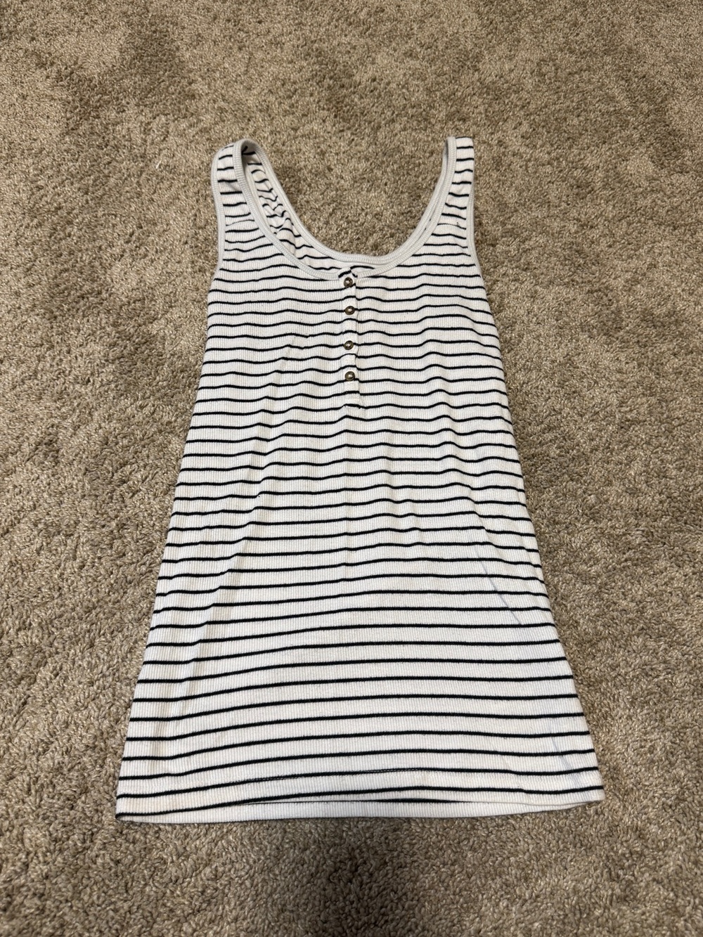 Small Women’s Old Navy Striped Sleeveless Tank Top - White & Black